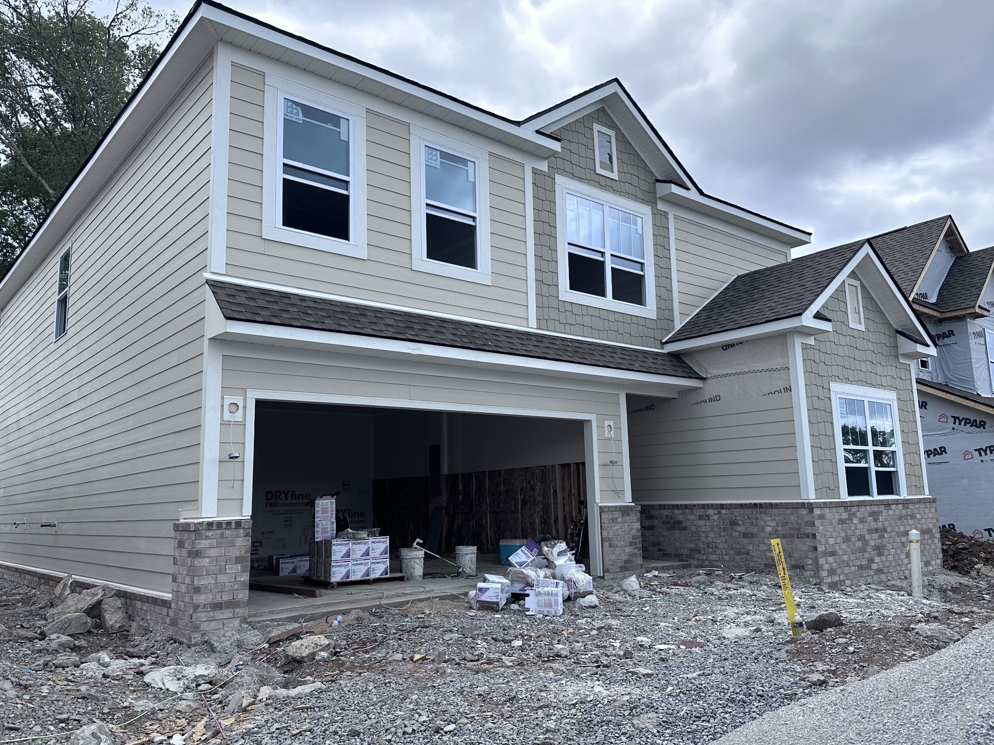 Mifford Dr, Smyrna, TN 37167