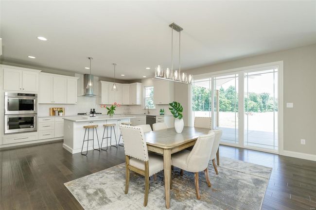 Photo representation of a similar home. Some features shown may be optional. | Image 14