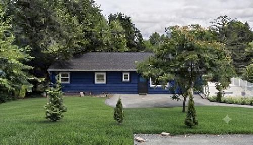 2325 Raleigh Dr, LANCASTER, PA, 17601-2980 | Card Image