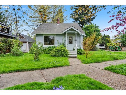 941 Sw 10th St, Corvallis, OR, 97333-4252 | Card Image