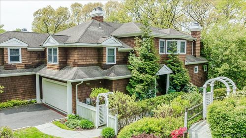 6 Riverpointe Rd, Hastings On Hudson, NY, 10706-3812 | Card Image