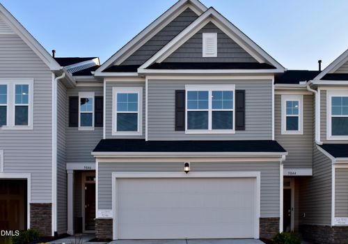 5046 Arkose Dr, Raleigh, NC, 27610-7012 | Card Image