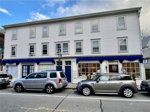 2n-130 Spring St, Newport, RI, 02840-6818 | Card Image