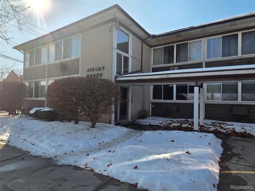 19131 Lahser Rd, Detroit, MI, 48219-5523 | Card Image