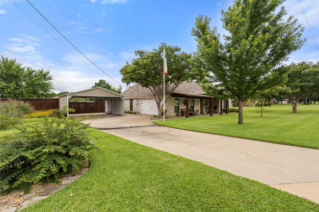 230 Bent Tree Trl, House other with 3 bedrooms, 2 bathrooms and null parking in Burleson TX | Image 39