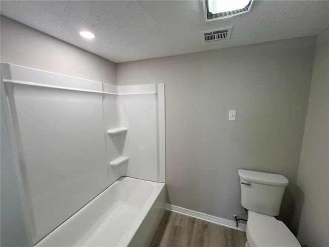 Master Bath | Image 14
