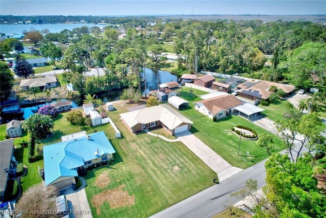 1548 Spring Ln, House other with 3 bedrooms, 2 bathrooms and null parking in Lake Placid FL | Image 5