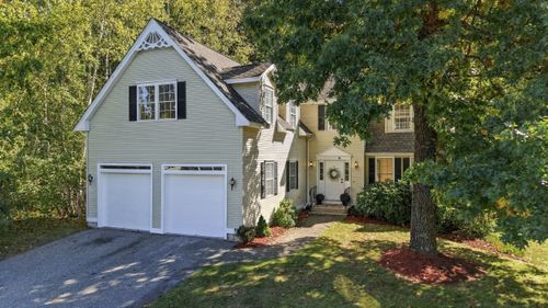 17-17 Glencliff Way, Nashua, NH, 03063-7008 | Card Image