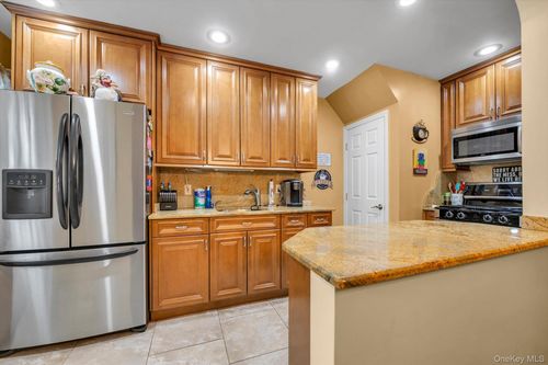 6438 80th St, Middle Village, NY, 11379-2310 | Card Image