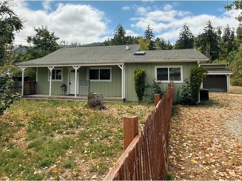 226 South Ave, Sutherlin, OR, 97479-9719 | Card Image