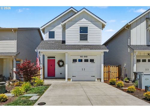 848 Chestnut Way, Silverton, OR, 97381-2533 | Card Image