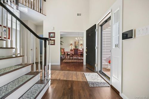 4 Mane Way, Pawling, NY, 12564-2288 | Card Image