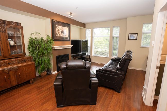32 - 20120 68 Avenue, Townhouse with 3 bedrooms, 3 bathrooms and 2 parking in Langley BC | Image 5