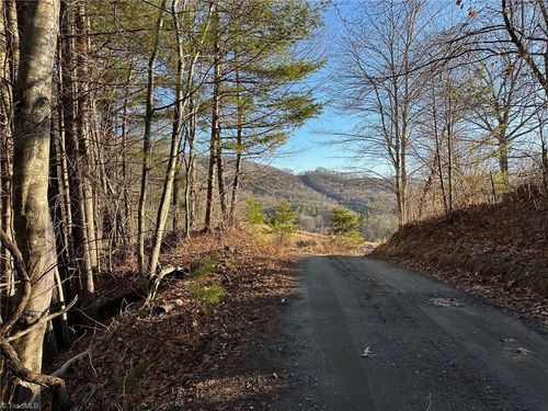 6629 Nc Highway 194 N, Warrensville, NC, 28693-9202 | Card Image