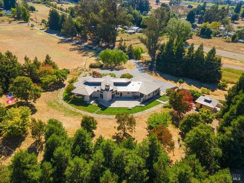 5185 Hessel Road, Sebastopol, CA, 95472 | Card Image