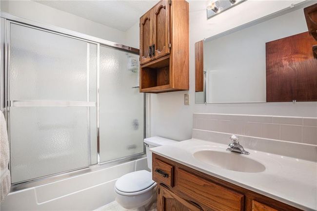 307 Gore Rd, House other with 3 bedrooms, 3 bathrooms and null parking in Raymore MO | Image 16