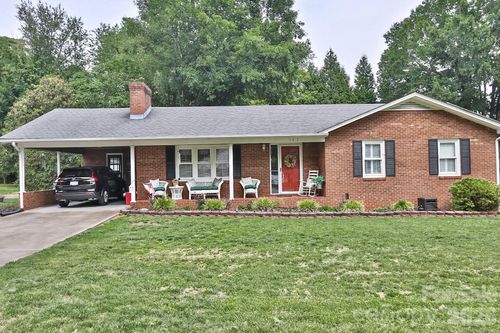 167 Speas Ave, Boonville, NC, 27011-9304 | Card Image