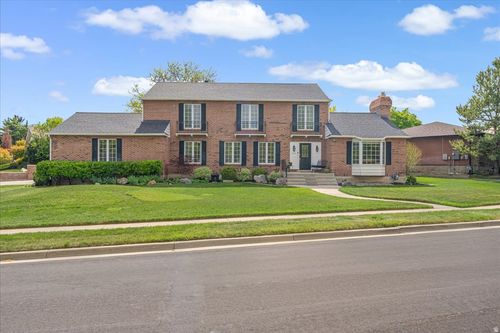 338 E Shamrock Dr, Murray, UT, 84107-3981 | Card Image