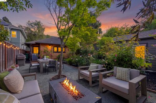 2451 Ashby Ave, Berkeley, CA, 94705-2034 | Card Image