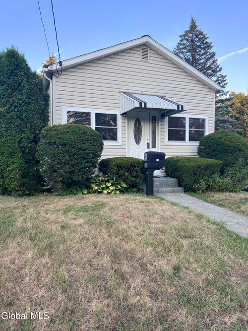 1712 Helderberg Ave, Rotterdam, NY, 12306-4612 | Card Image