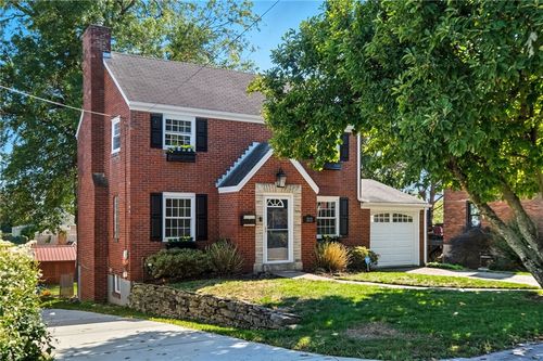 212 Bernice St, Pittsburgh, PA, 15237-2235 | Card Image
