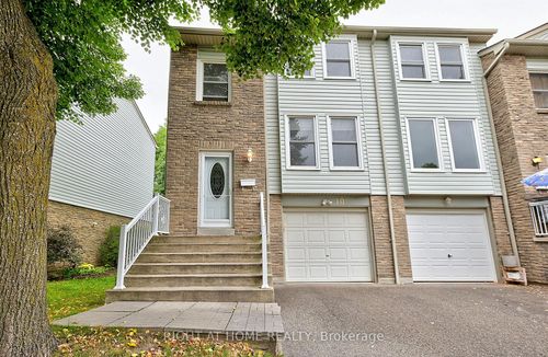 10-5878 Montevideo Rd, Mississauga, ON, L5N2V5 | Card Image