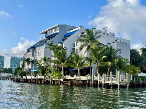 1620-456 Poinciana Dr, Sunny Isles Beach, FL, 33160-4534 | Card Image