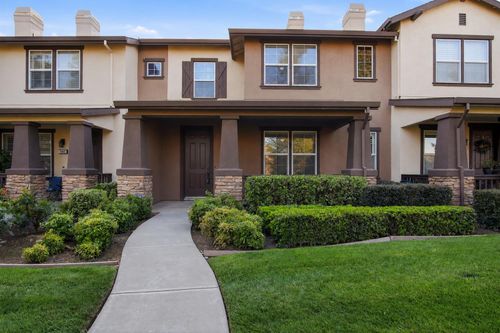 143-570 Cutting Horse Dr, Oakdale, CA, 95361-8950 | Card Image