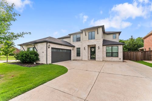 8207 Glastonbury Dr, Frisco, TX, 75035-9235 | Card Image