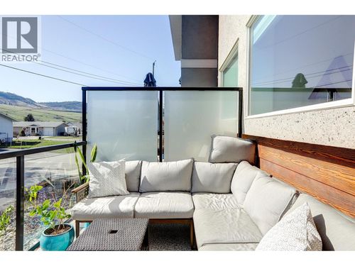 1-5400 Willow Dr, Vernon, BC, V1T7R3 | Card Image