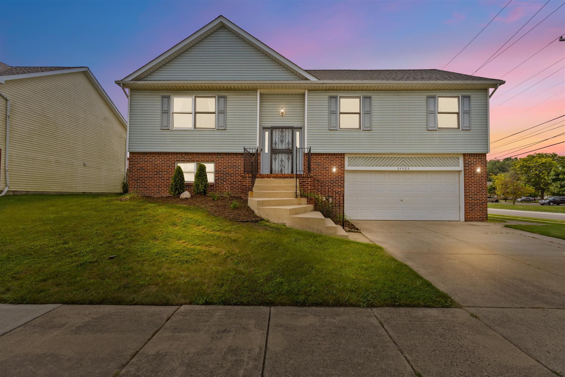 Lipke St, Clinton Township, MI 48035