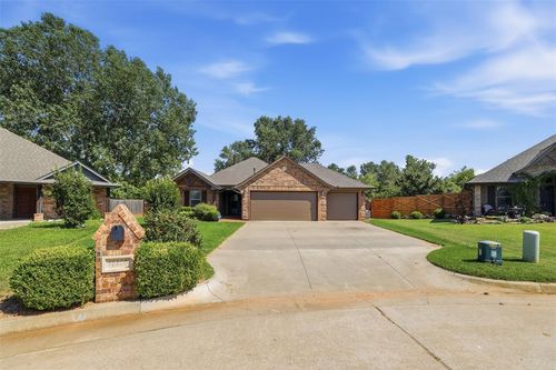 12800 Mackenzie Street, Choctaw, OK, 73020 | Card Image