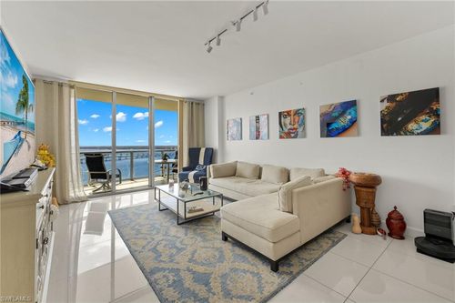 apt-3002-3000 Oasis Grand Blvd, FORT MYERS, FL, 33916-1646 | Card Image