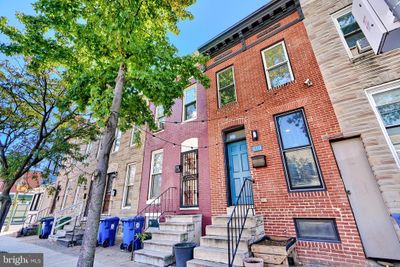 410 Patterson Park Avenue, Townhouse with 3 bedrooms, 1 bathrooms and null parking in BALTIMORE MD | Image 2