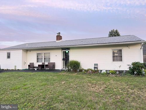 36 Elm Ln, Levittown, PA, 19054-3208 | Card Image