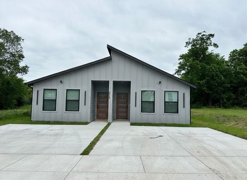 a-2113 Henry St, Greenville, TX, 75401 | Card Image