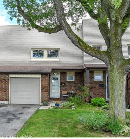 56-30 Regent Ave, Hamilton, ON, L9B1B3 | Card Image