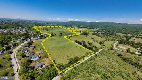 1801 Toms Creek Rd, Blacksburg, VA, 24060 | Card Image