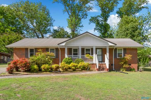 141 Ne Brookwood Circle, Arab, AL, 35016 | Card Image