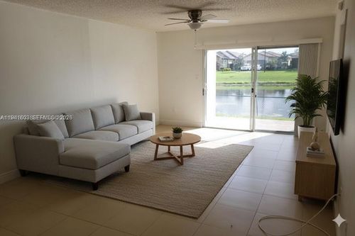 461-461 Sw 113th Way, Pembroke Pines, FL, 33025-3437 | Card Image