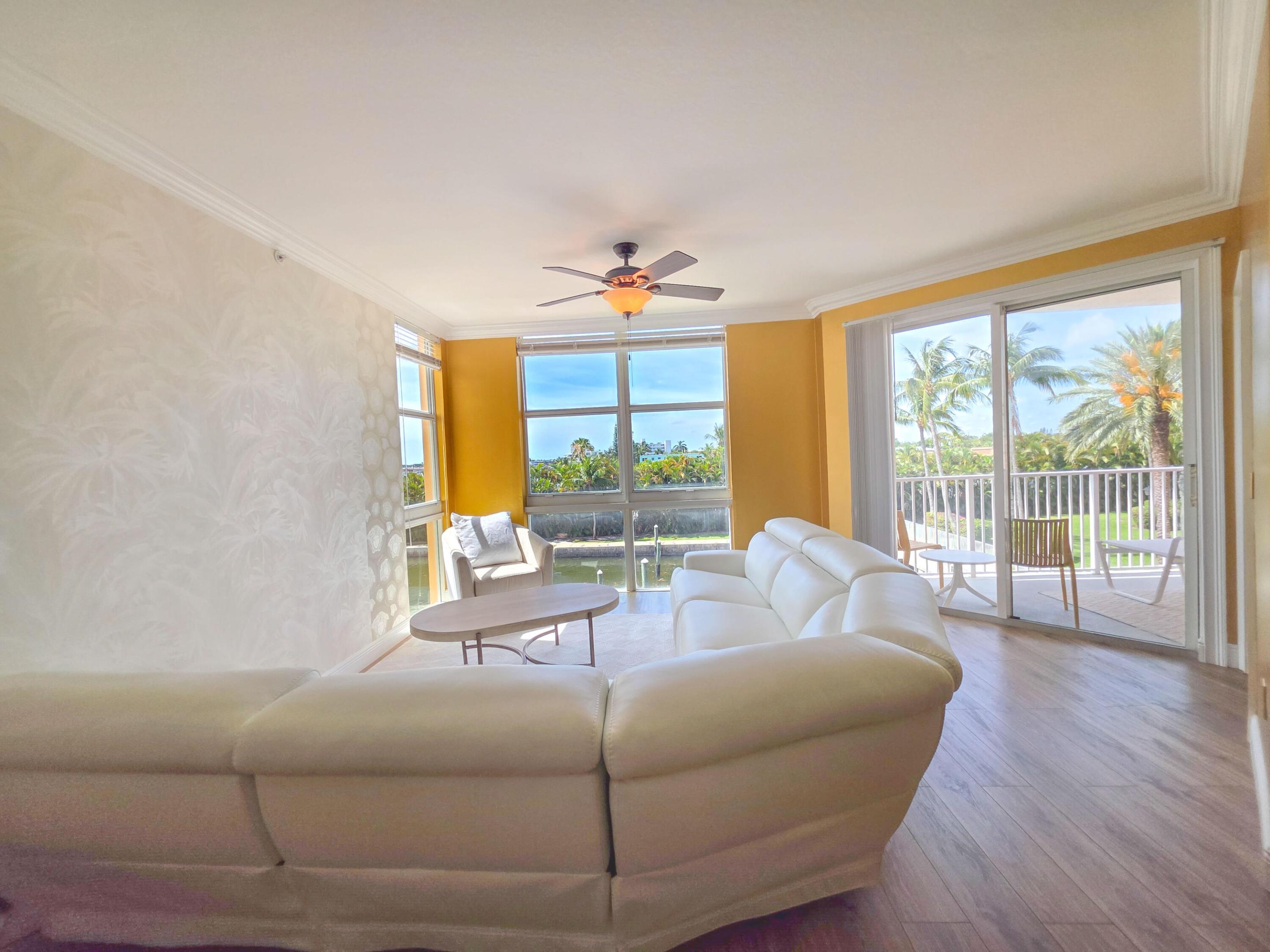 Residential Lease in Lantana 4