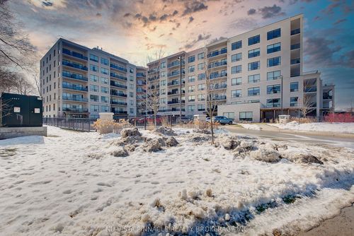 715-1200 Commissioners Rd W, London, ON, N6K0J7 | Card Image