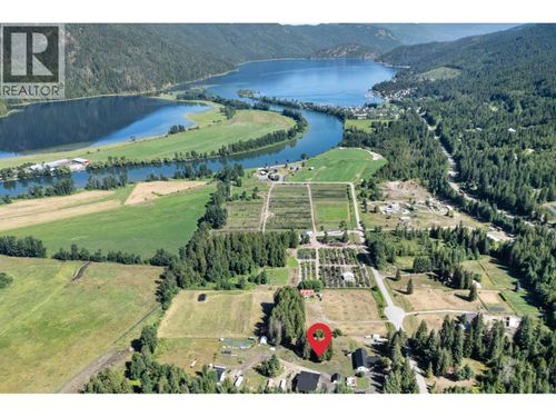 22 Parsons Rd, Mara, BC, V0E2K0 | Card Image