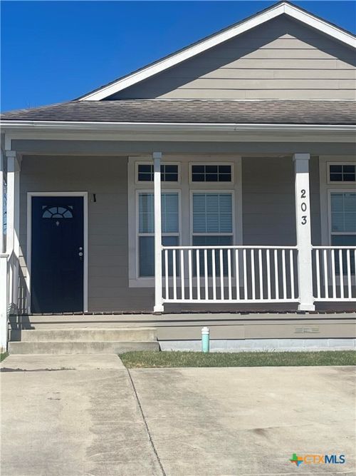 203 Palmwood Dr, Victoria, TX, 77901-4889 | Card Image