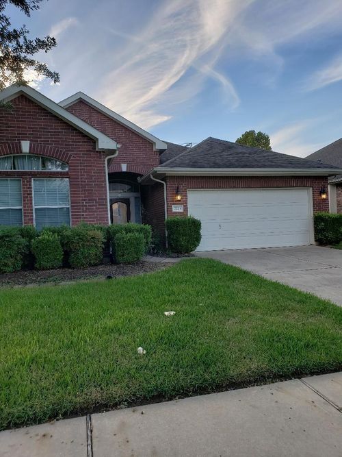 7223 April Creek Ln, Houston, TX, 77095-1281 | Card Image