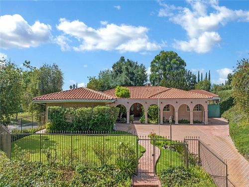 11901 Mallot Pl, Granada Hills, CA, 91344-2634 | Card Image