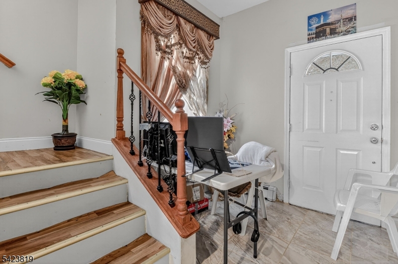 Residential in Newark City 4