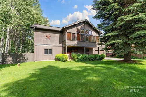 210 Eagle Creek Loop, Ketchum, ID, 83340-7717 | Card Image