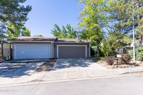 6450 Lotus St, Reno, NV, 89506-1748 | Card Image
