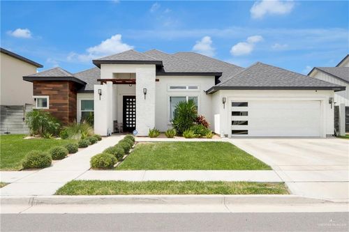 13905 N 35th St, McAllen, TX, 78504-6718 | Card Image